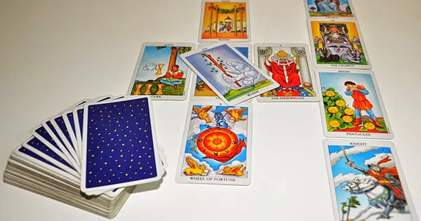 Tirada de cruz celta jpg